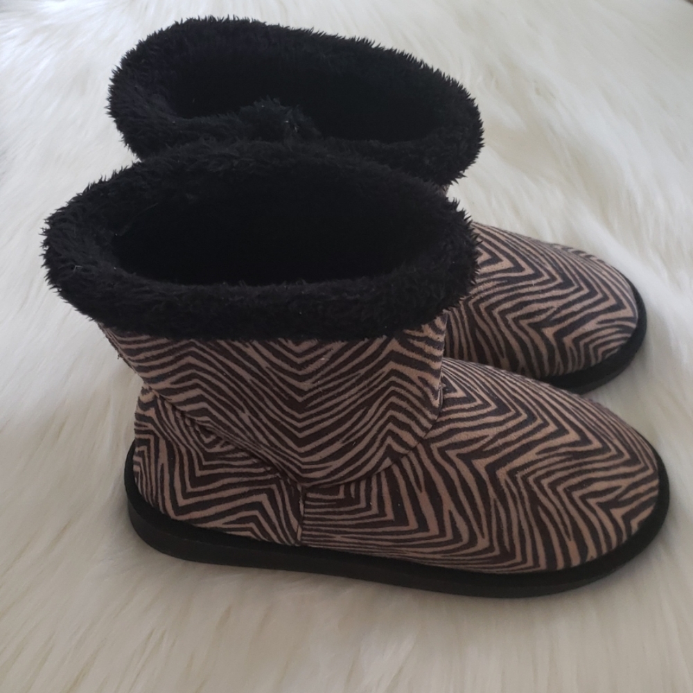 Vera Bradley Animal Print Fur Boots